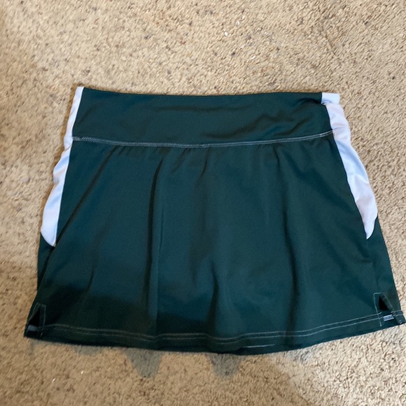 Tennis skirt green size M - Picture 3 of 8